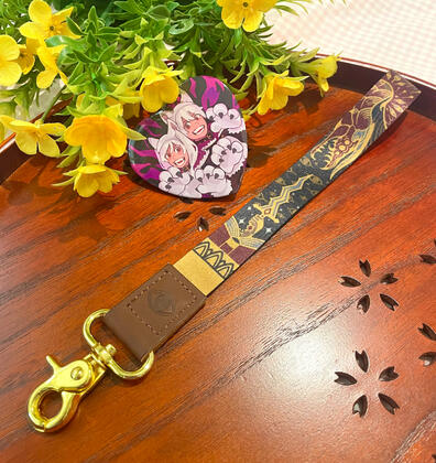 Button pin (by @kuhuhu_kun) and lanyard (by @Arclup)!